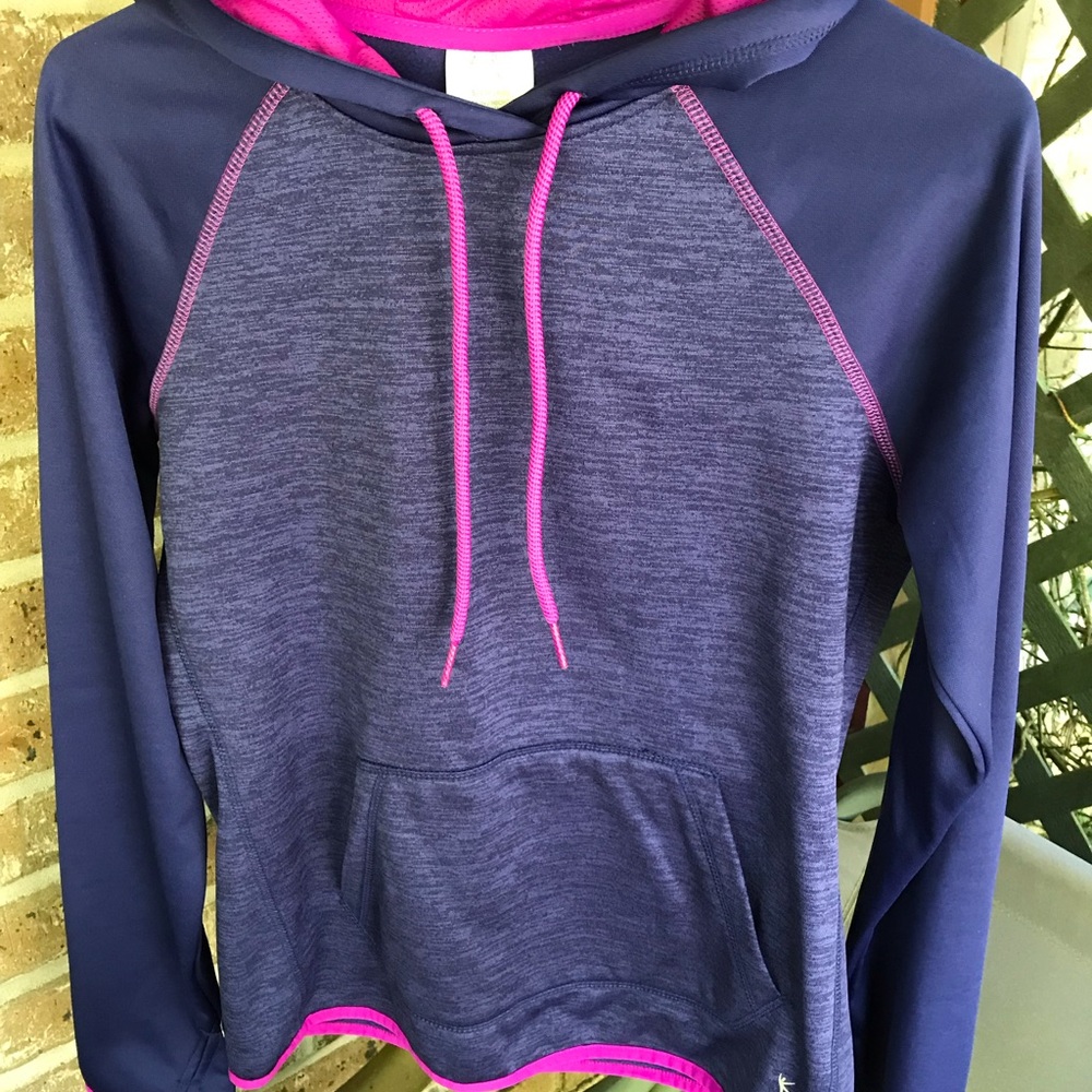 NWOT Danskin  Sweatshirt  S